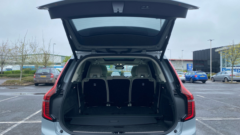 Volvo XC90 2.0 B5P Ultra Dark 5dr AWD Geartronic Petrol Estate